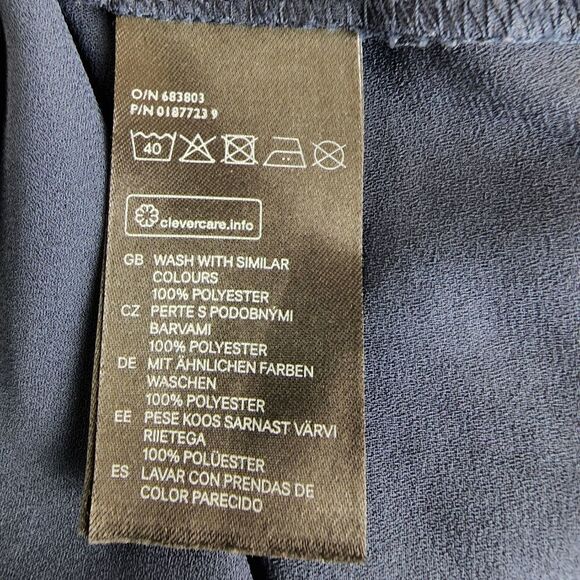 Divided H&M WOMEN'S TUNIC V NECK BUTTON FRONT OPTIONAL ROLLED SLEEVES SIZE 10 - Picture 6 of 6